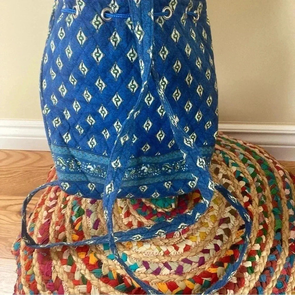 Vera Bradley  like backpack bag - Picture 2 of 3